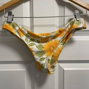 Kulani Kinis Bikini Bottom